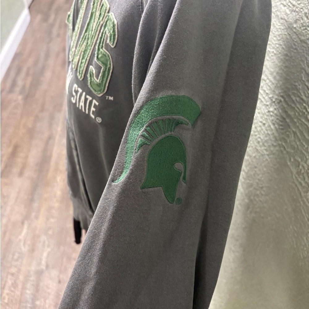 Campus Heritage Collection Michigan State Spartans Hoodie - Picture 2 of 4